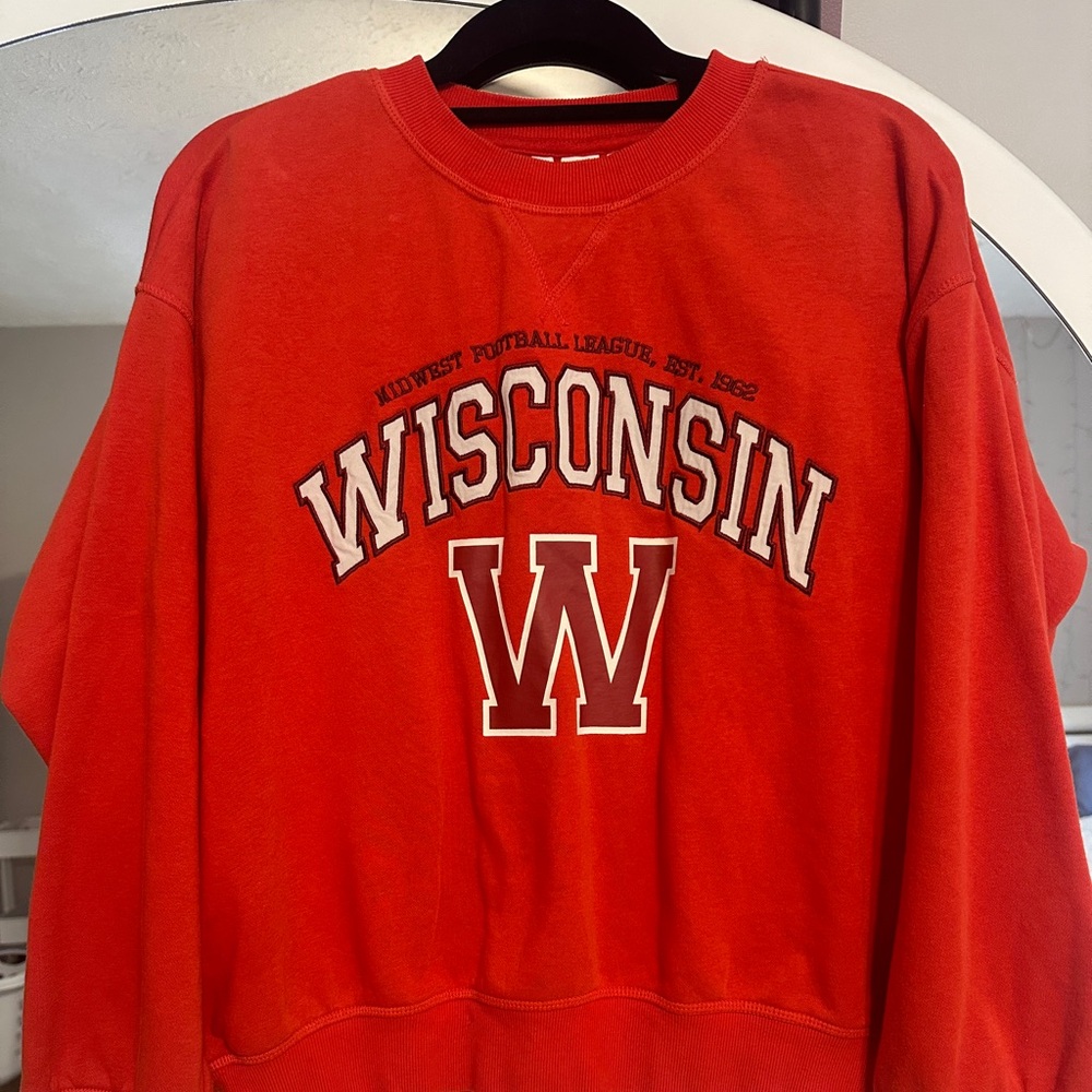 Wisconsin football crewneck sweatshirt